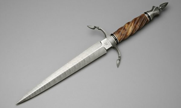 10.125" High Carbon Damascus Steel Kauri Quillon Dagger With Pure Silver And Ancient Swamp Kauri