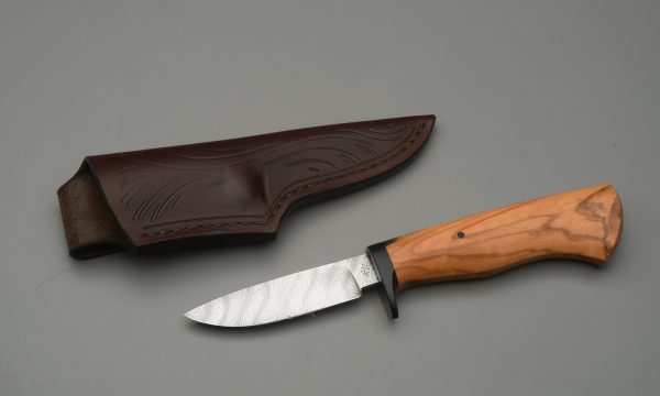 Medium Hunter - High Carbon Damascus